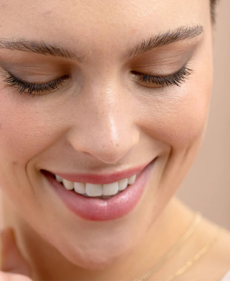 Ere Perez Arnica Concealer